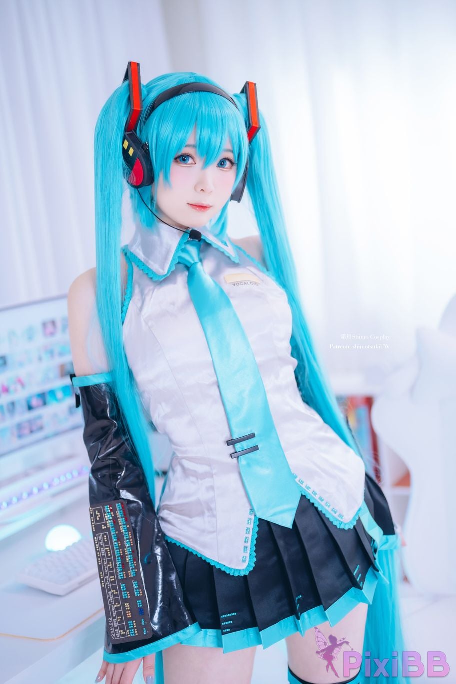 Shimo Hatsune Miku PixiBB.COM 11