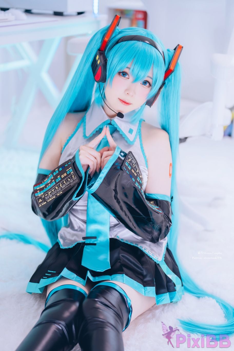Shimo Hatsune Miku PixiBB.COM 22