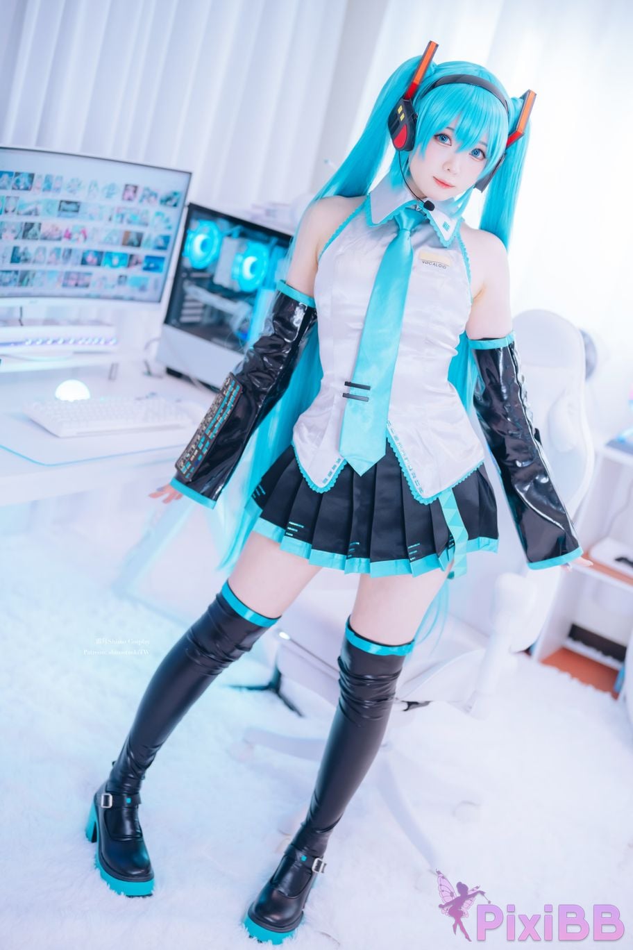 Shimo Hatsune Miku PixiBB.COM