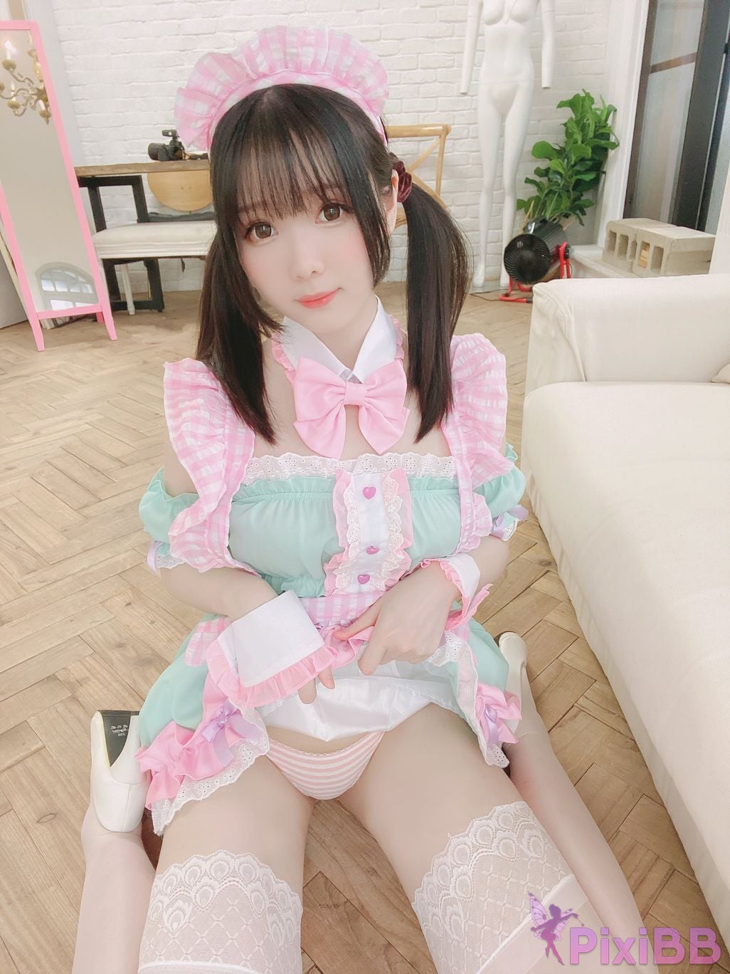 Shimo Pink Maid PixiBB.COM 2