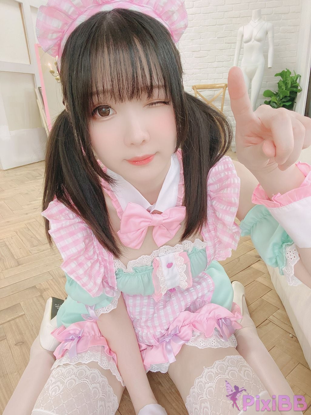 Shimo Pink Maid PixiBB.COM 20