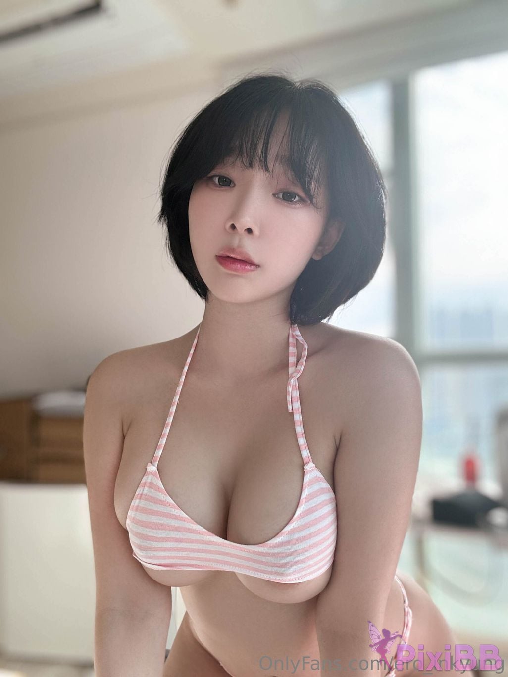 Kang In kyung Pink Bikini PixiBB.COM 036