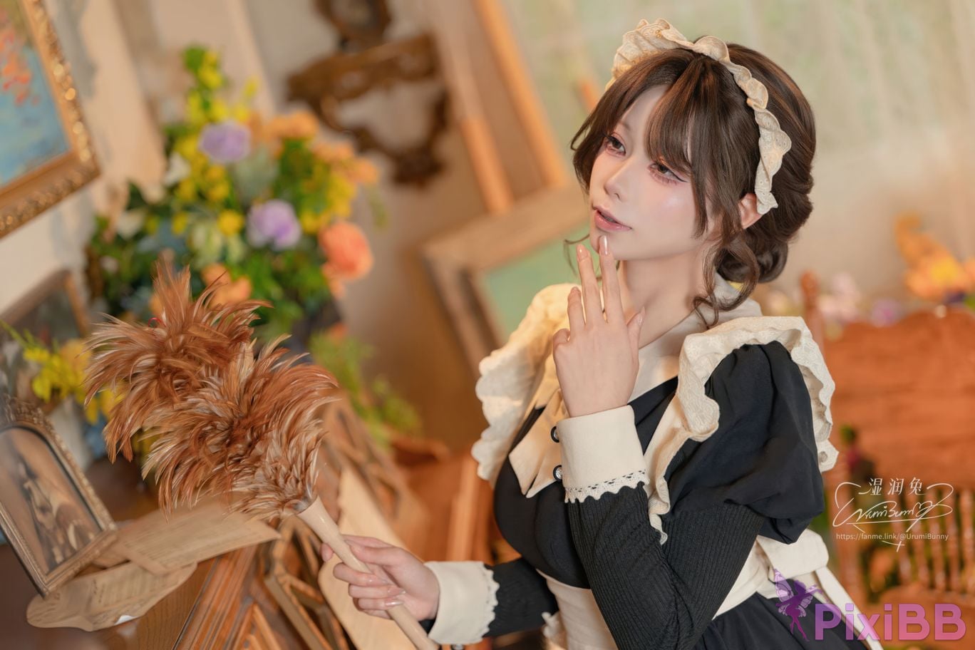 Cosplayer Sticky Dumpling Rabbit 2026 Year 07 monthly works How to raise a pet maid PixiBB.COM 010