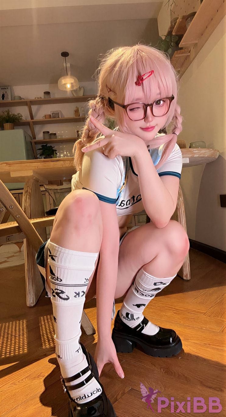Cosplayer Eiri Kanzawa Lets cheer for you the World Cup together PixiBB.COM 022
