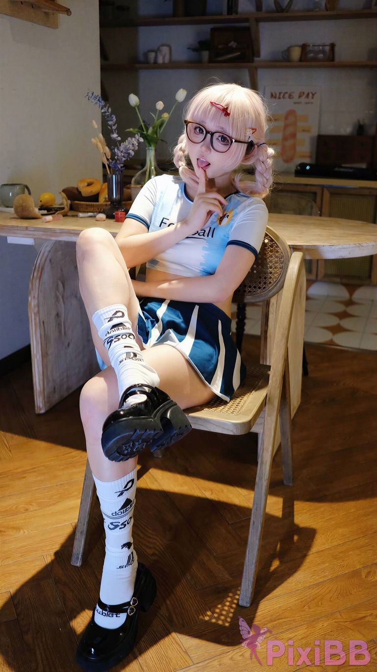 Cosplayer Eiri Kanzawa Lets cheer for you the World Cup together PixiBB.COM 119