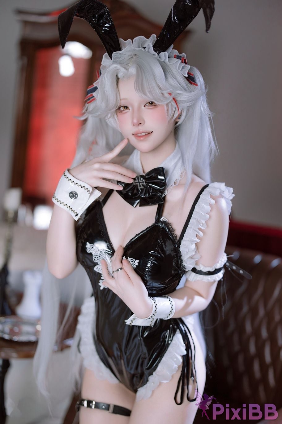Cosplayer Island fish Prince Eugen bunny girl PixiBB.COM 044