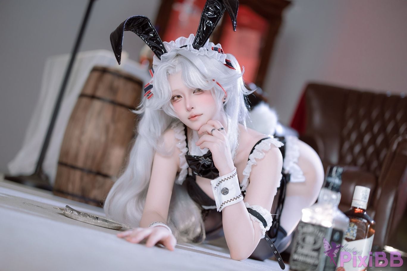 Cosplayer Island fish Prince Eugen bunny girl PixiBB.COM 066
