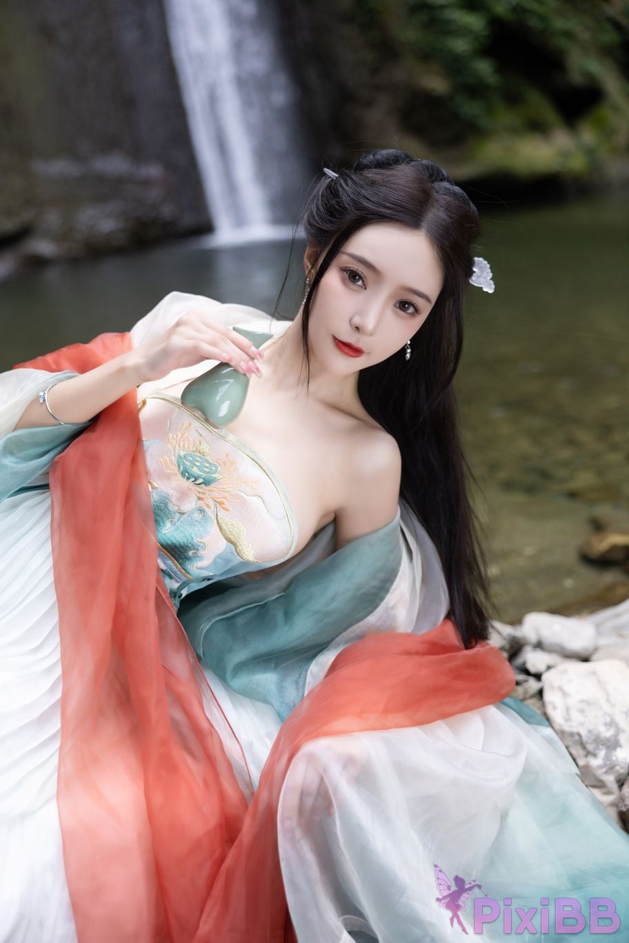No watermark for in app purchases Wang Xinyao Yanni green costume Fall PixiBB.COM 006