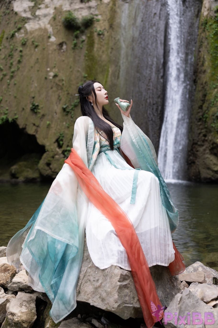 No watermark for in app purchases Wang Xinyao Yanni green costume Fall PixiBB.COM 012