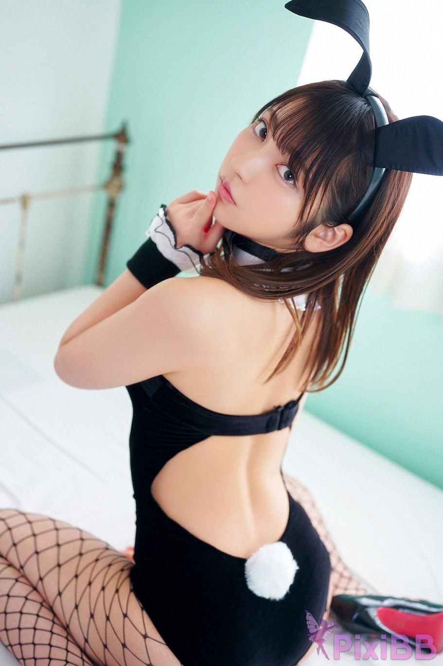 Japanese Idol TOOMI Jumi To Me Spicy sun gravure photo book PixiBB.COM 005