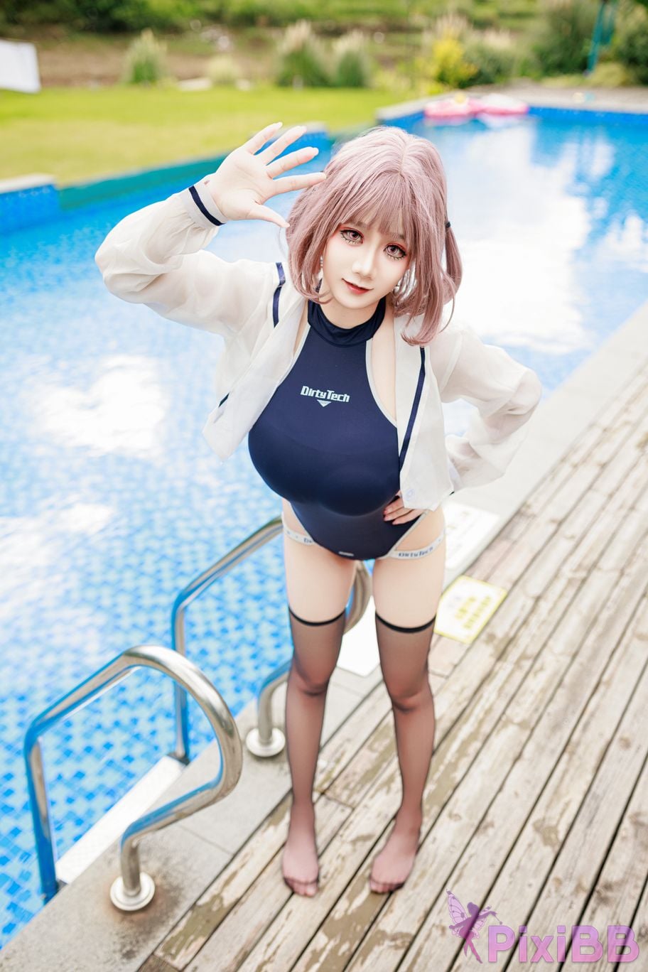 Cosplayer A Xuexue Midsummer swimming PixiBB.COM 001