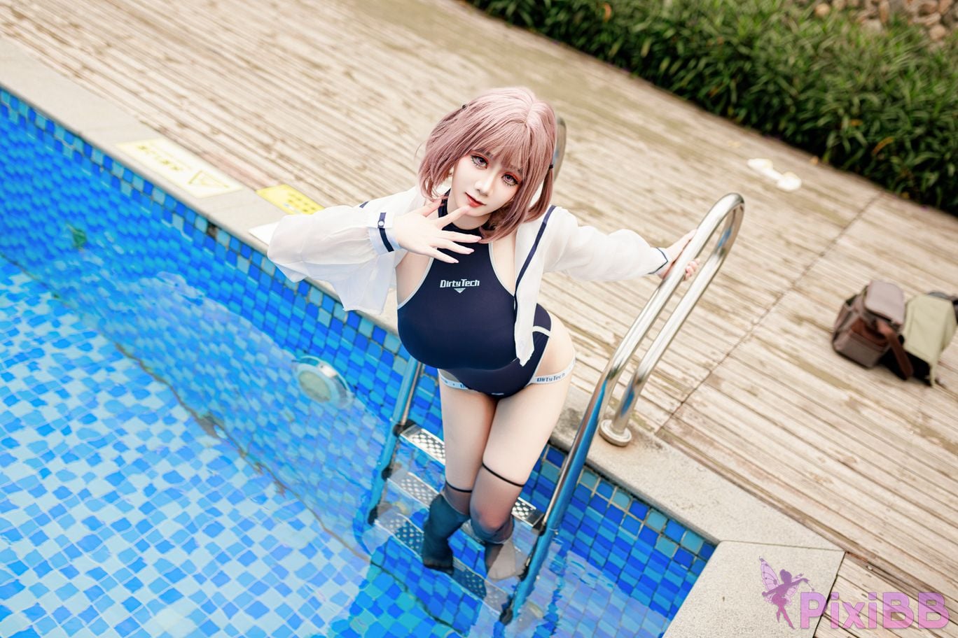 Cosplayer A Xuexue Midsummer swimming PixiBB.COM 013