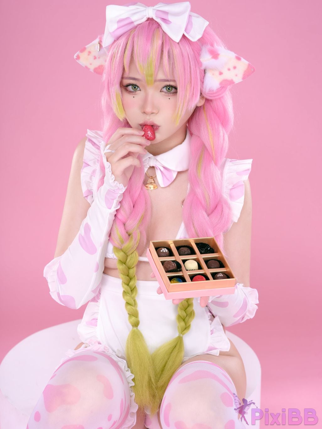 Coser ZinieQ Demon Slayer Mitsuri Kanroji Valentine PixiBB.COM 013