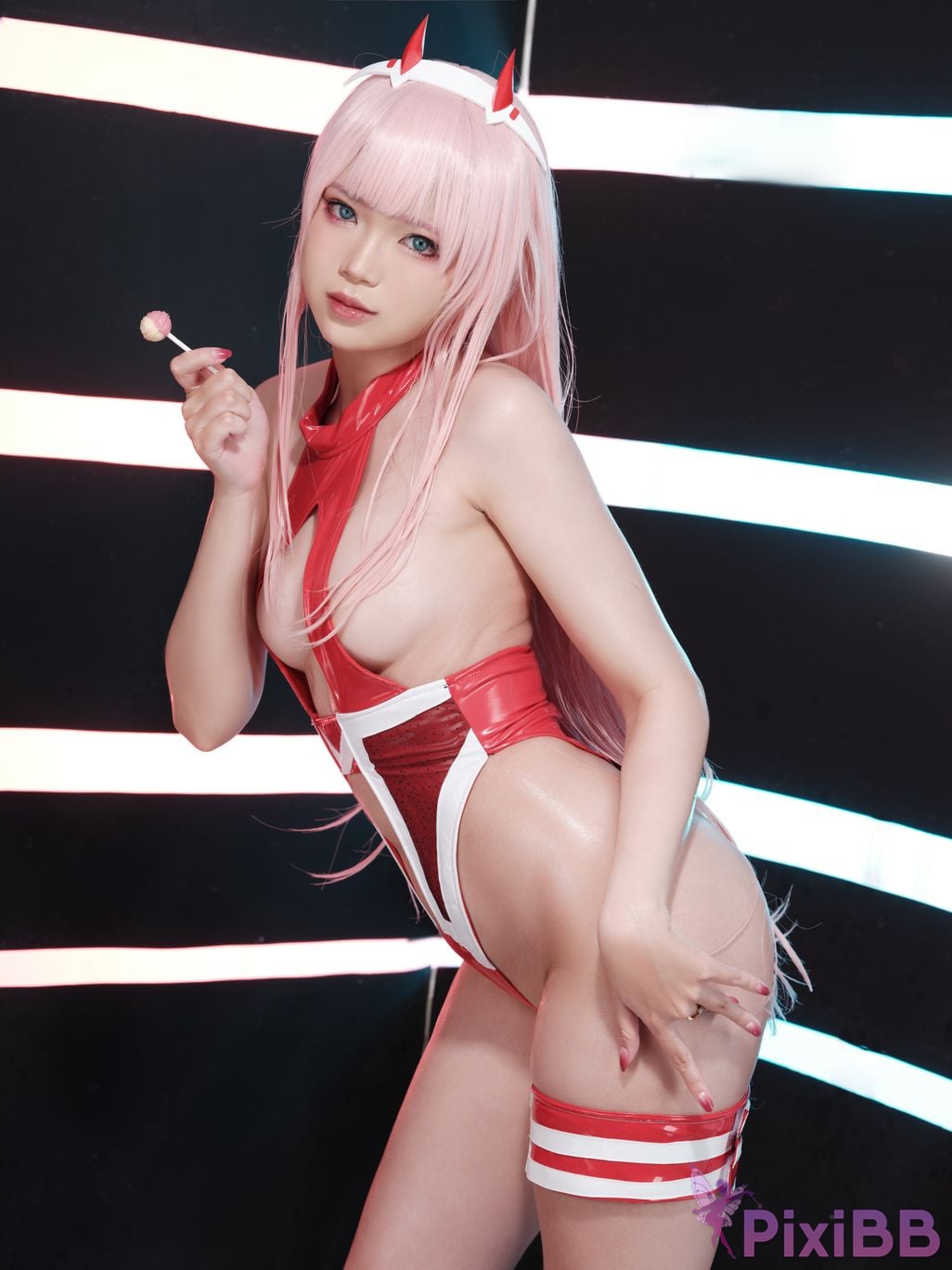 Coser ZinieQ Darling in the Franxxx Zero Two PixiBB.COM 002