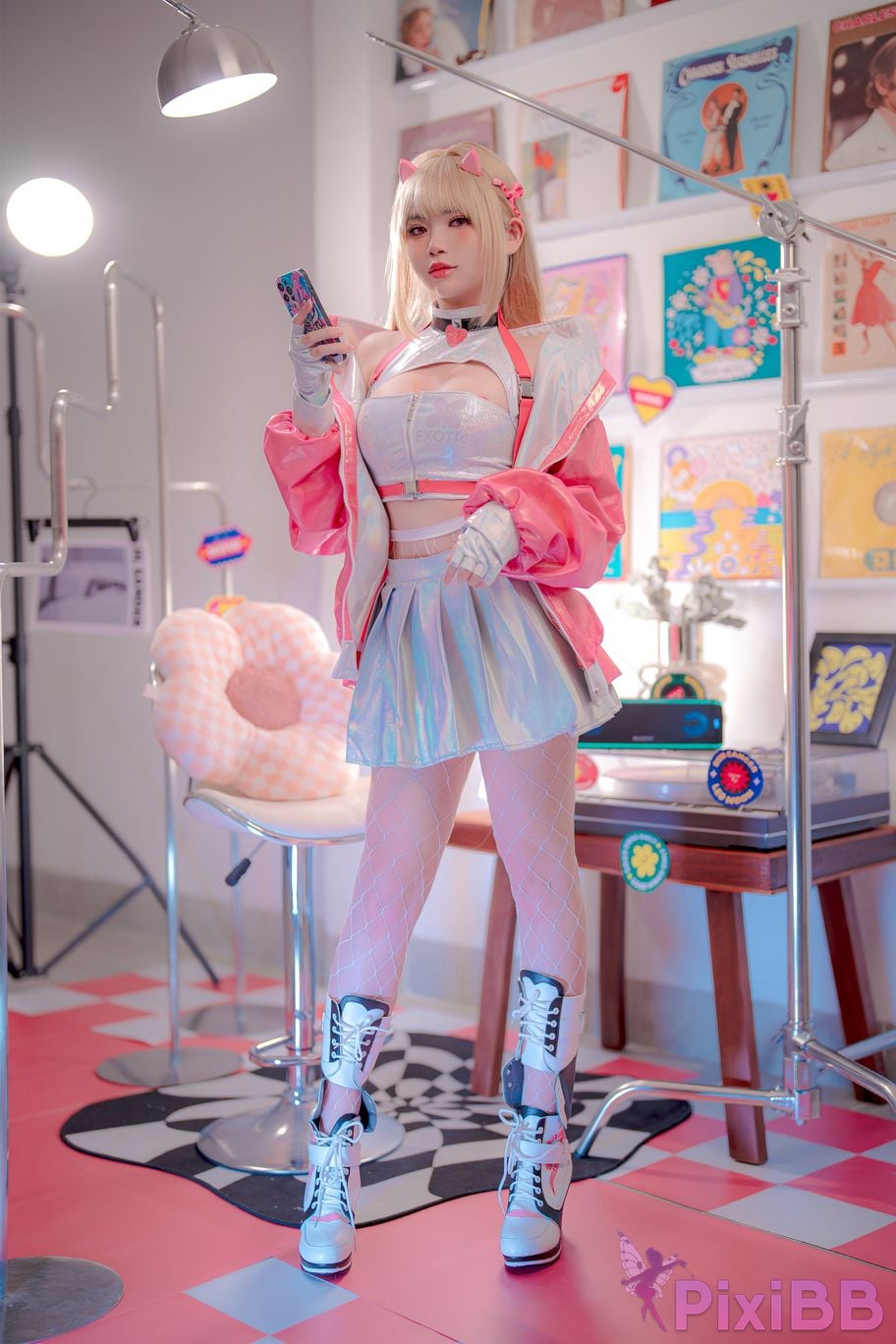 Coser ZinieQ Viper NIKKE PixiBB.COM 001