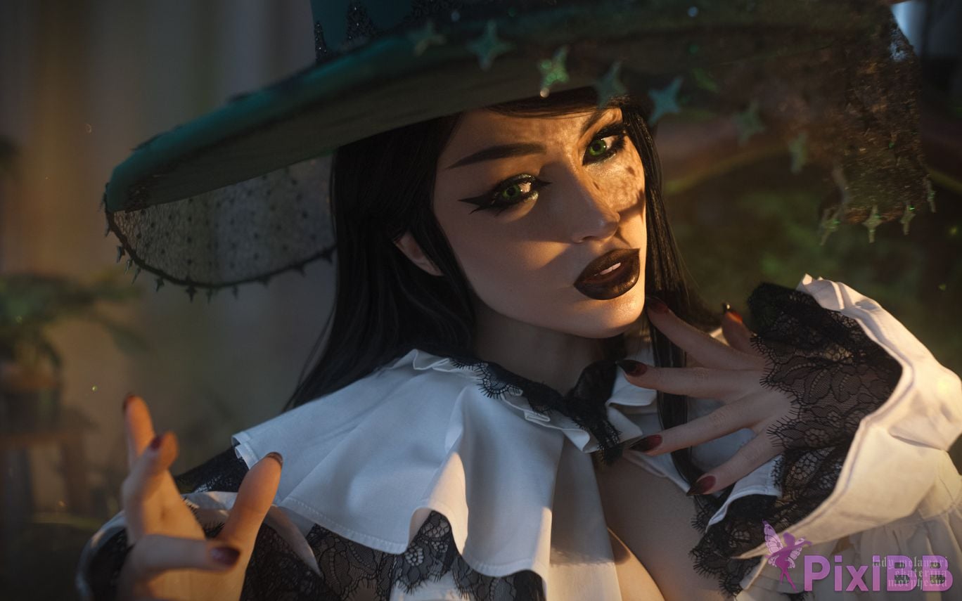 Lady Melamori Hela (The Grim Lady) PixiBB.COM 6