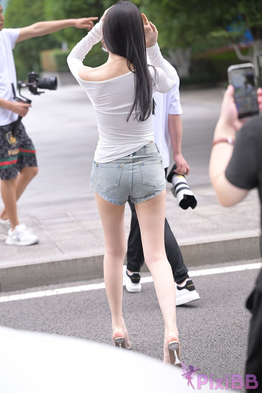 Featured Street Photography Works No.5745 glamor denim shorts PixiBB.COM 193