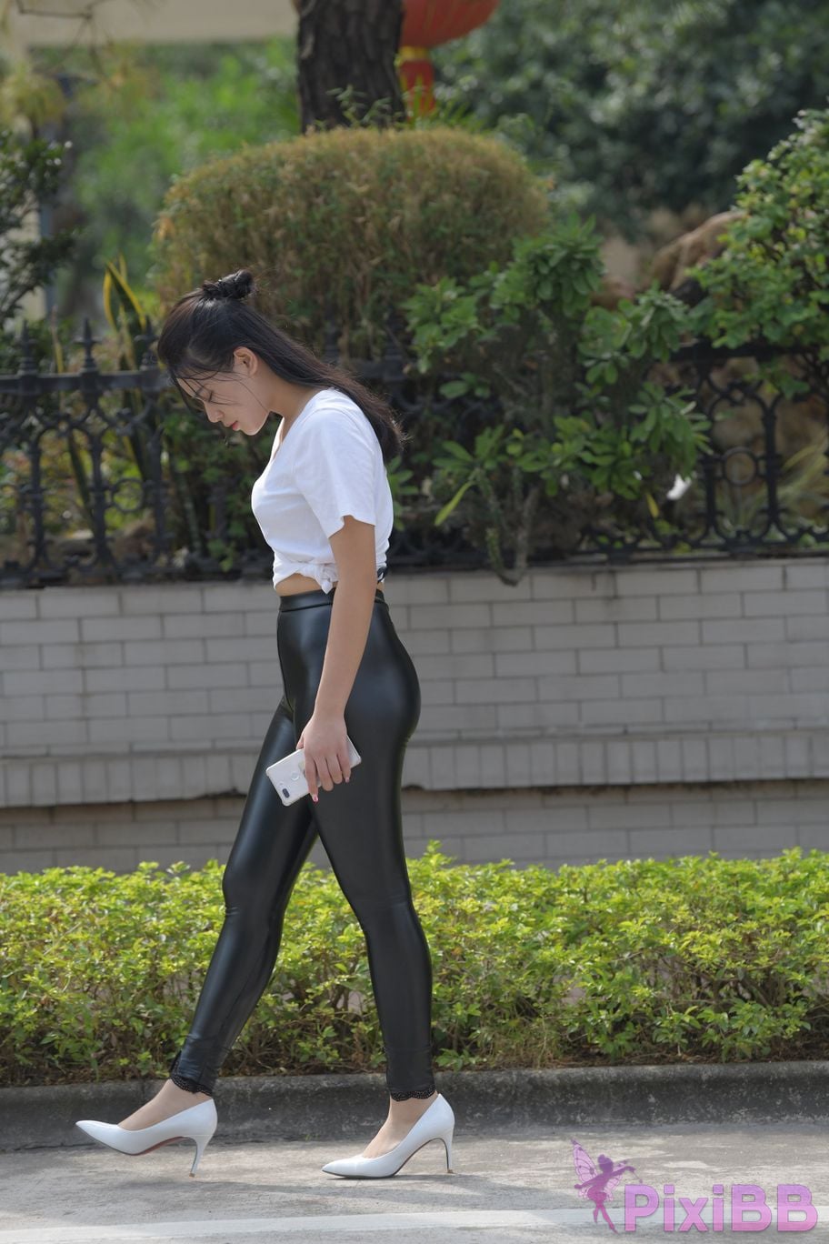 Featured Street Photography Works No.5748 See you again leather pants PixiBB.COM 248