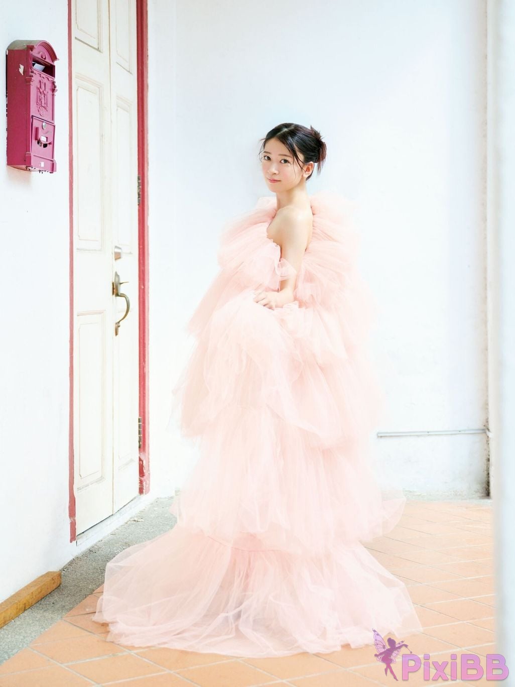 Japanese Idol Nozomi Suzuhara 1st photo collection Delivery PixiBB.COM 037