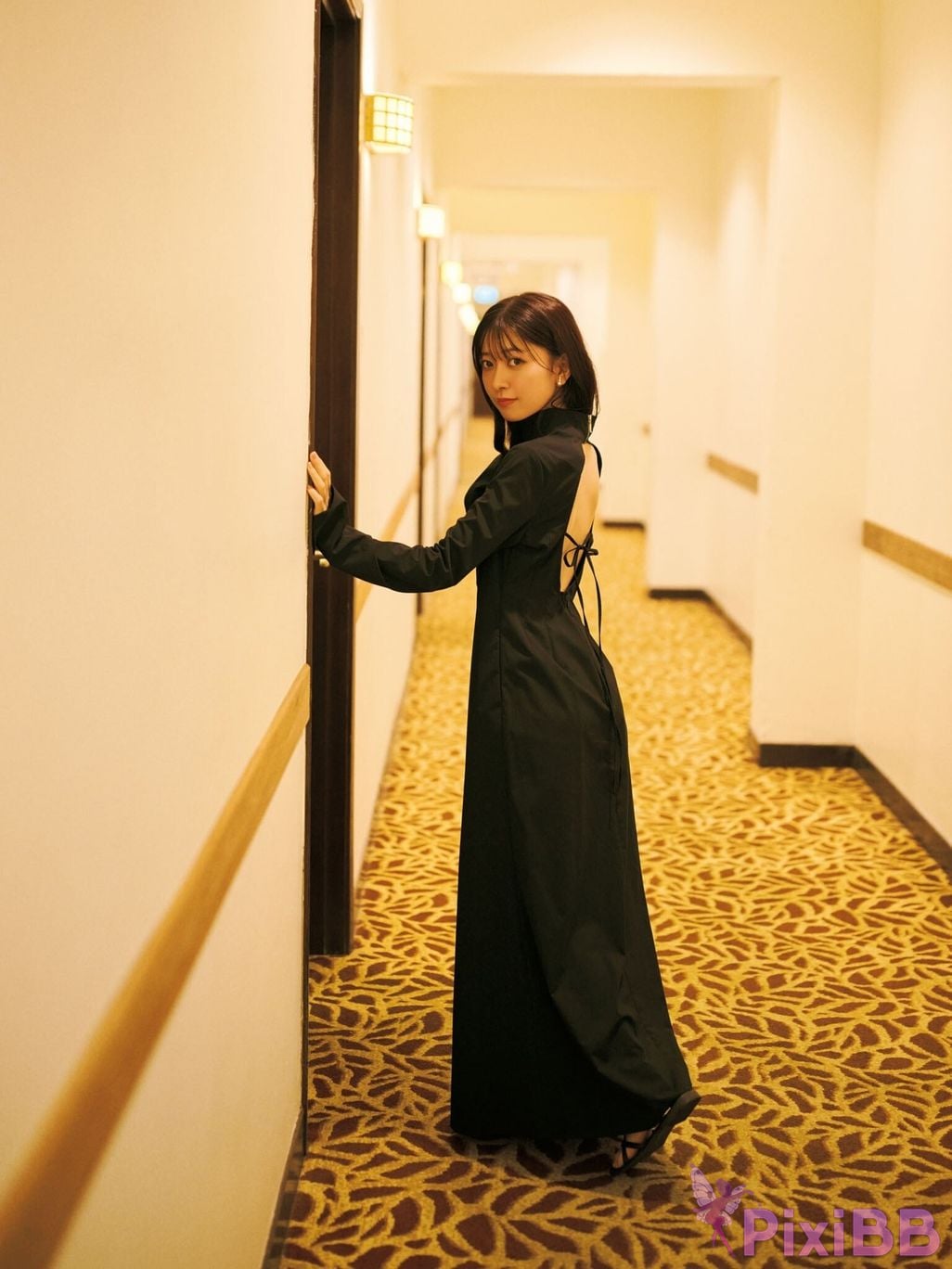Japanese Idol Nozomi Suzuhara 1st photo collection Delivery PixiBB.COM 084