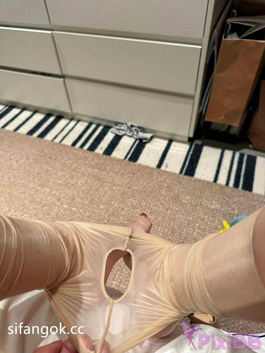 OtherXXX first meeting Private view of mature young woman with big breasts PixiBB.COM 143