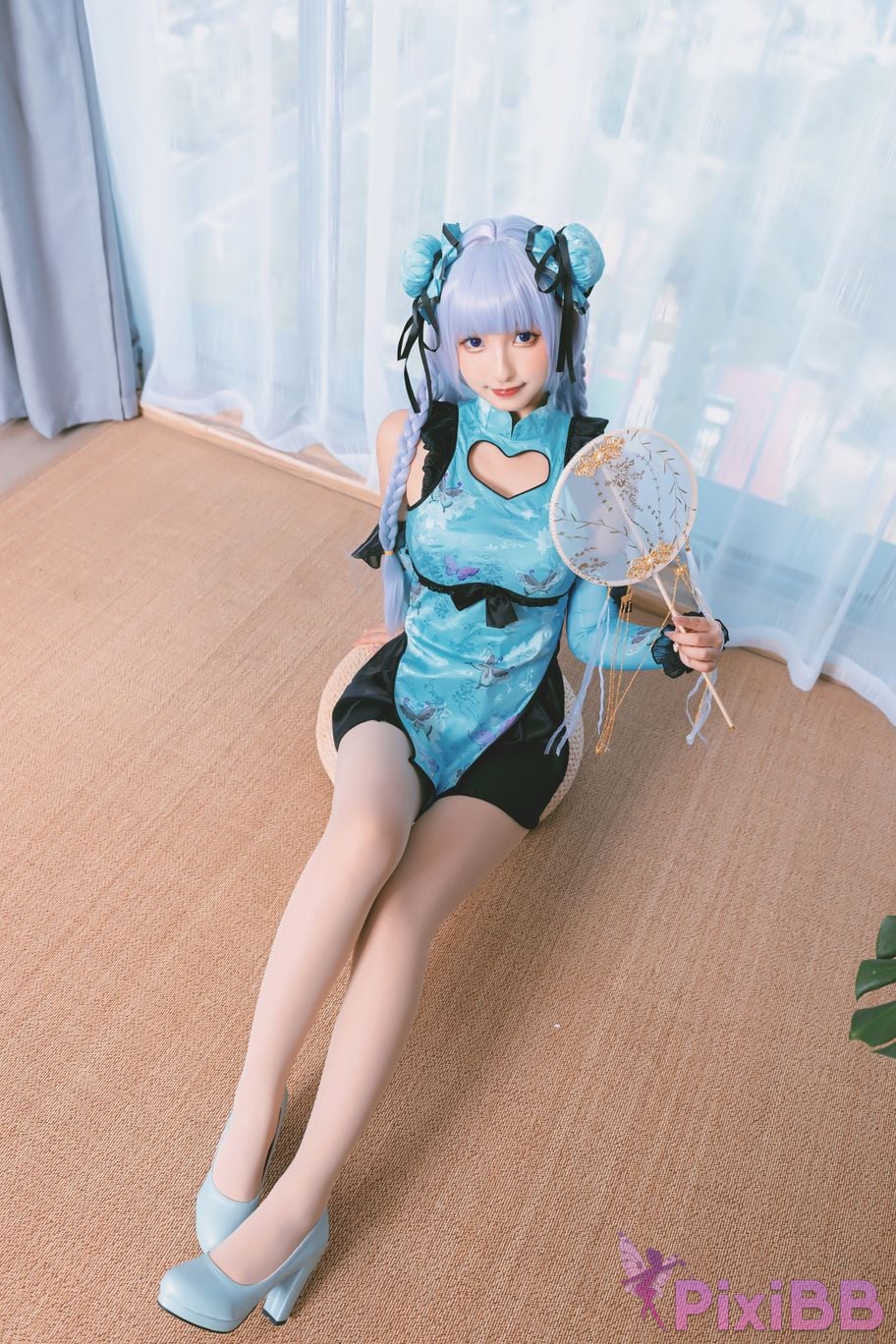Coser Vol.064 and PixiBB.COM 125