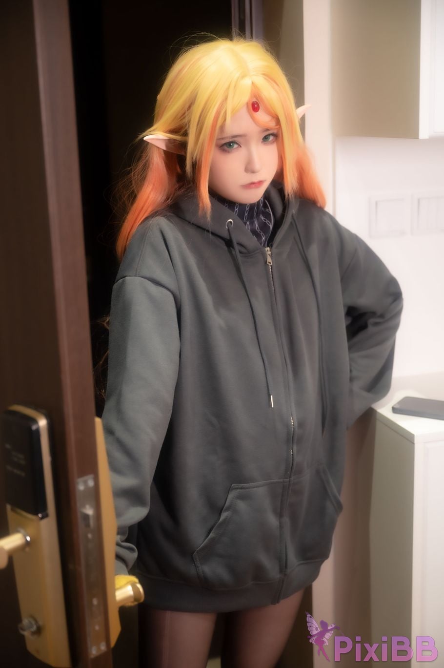 Coser Quan PixiBB.COM 012.JPG