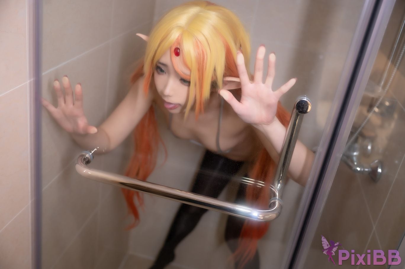 Coser Quan PixiBB.COM 057.JPG
