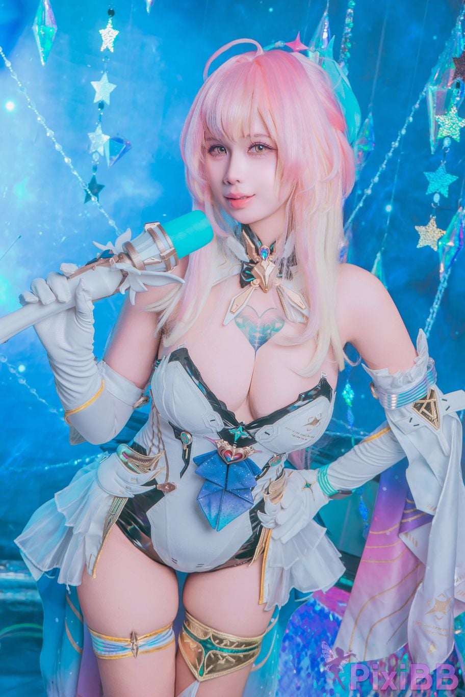 Cosplayer Pyon Aemeath Wuthering Waves Ming Chao amis PixiBB.COM 023