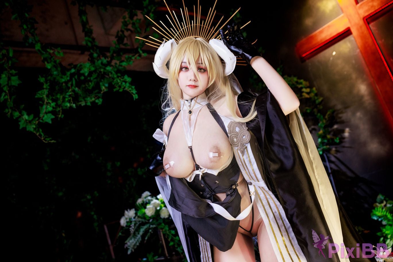Cosplayer A Xuexue nun feud PixiBB.COM 071