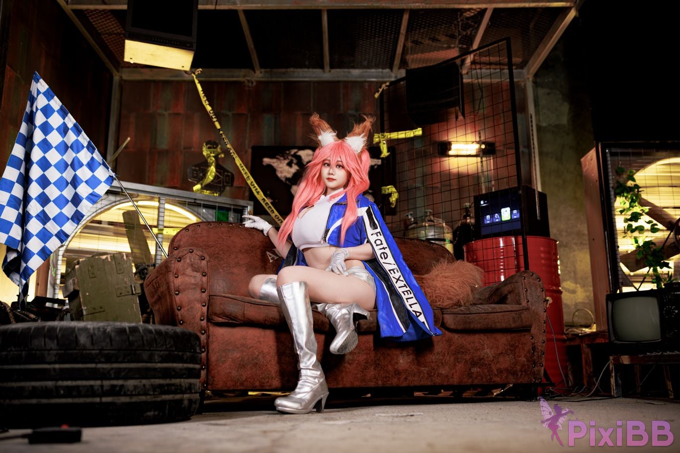 Cosplayer A Xuexue FGO Tamamoae Racing Suit PixiBB.COM 004