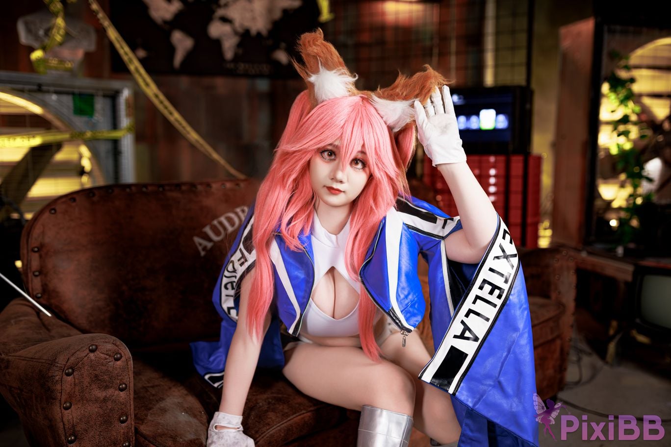Cosplayer A Xuexue FGO Tamamoae Racing Suit PixiBB.COM 018