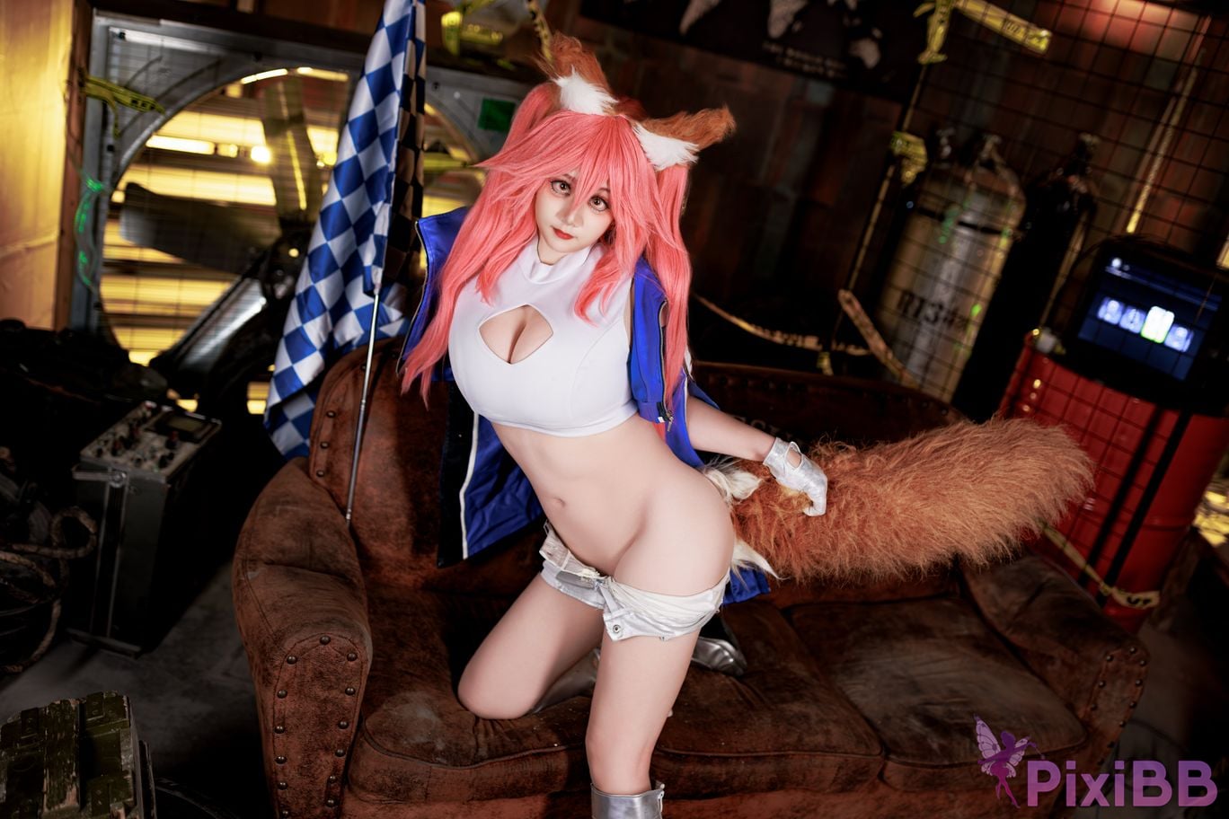 Cosplayer A Xuexue FGO Tamamoae Racing Suit PixiBB.COM 030