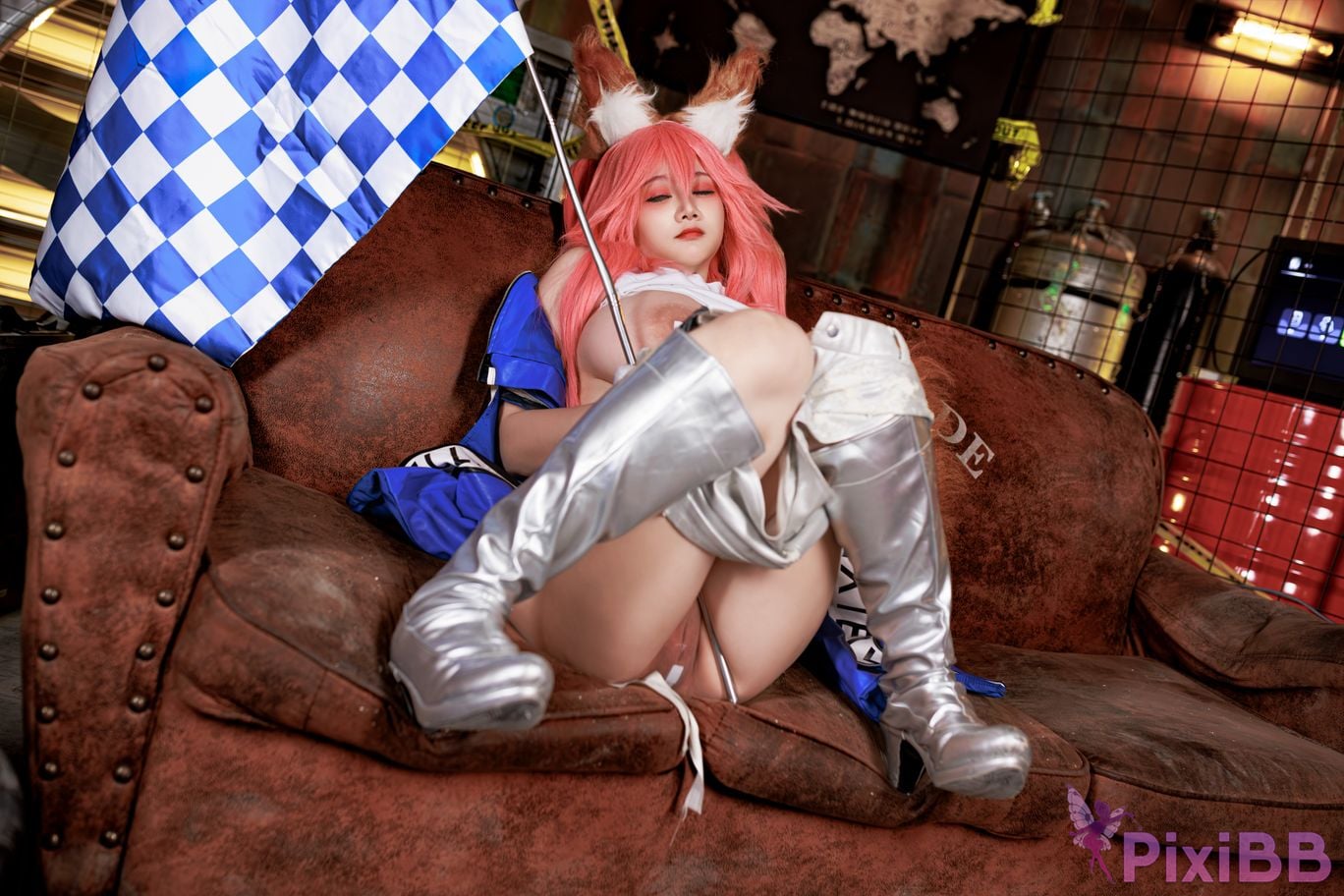 Cosplayer A Xuexue FGO Tamamoae Racing Suit PixiBB.COM 060