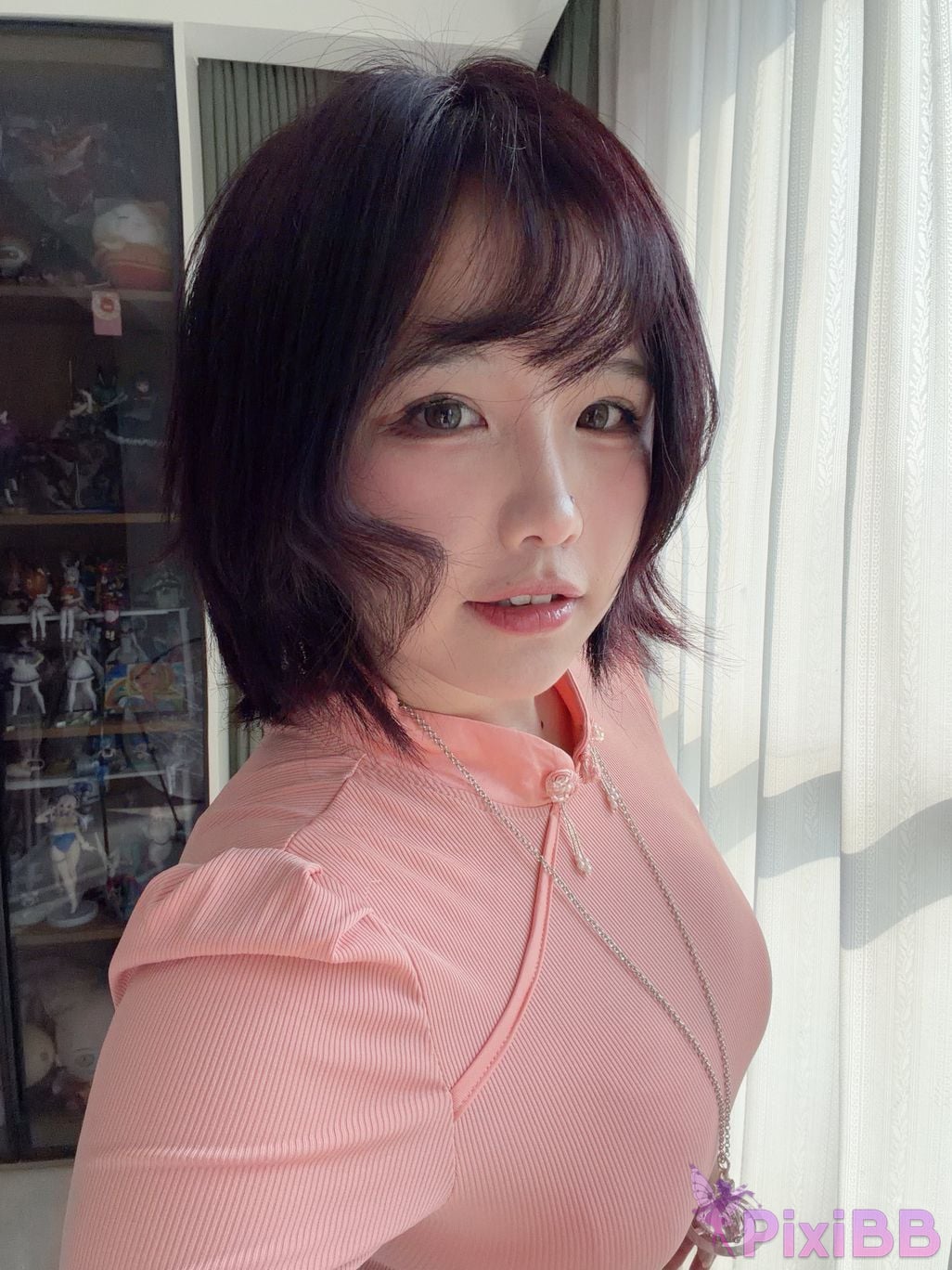 Cosplayer Ah Ban is very happy today The sun good PixiBB.COM 001