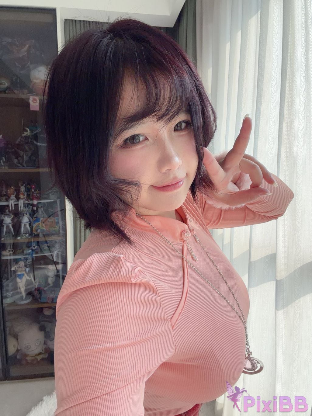 Cosplayer Ah Ban is very happy today The sun good PixiBB.COM 012