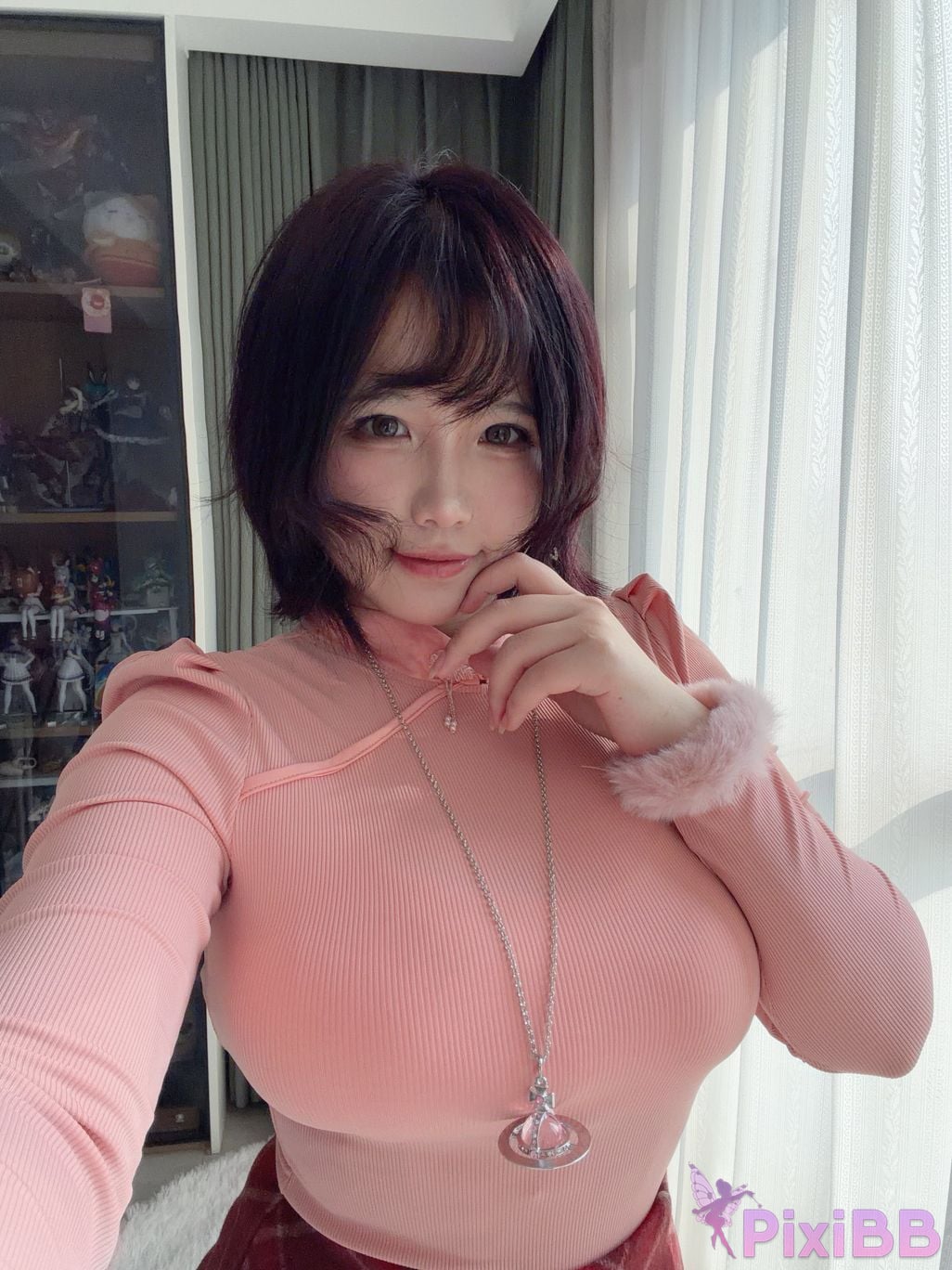Cosplayer Ah Ban is very happy today The sun good PixiBB.COM 045