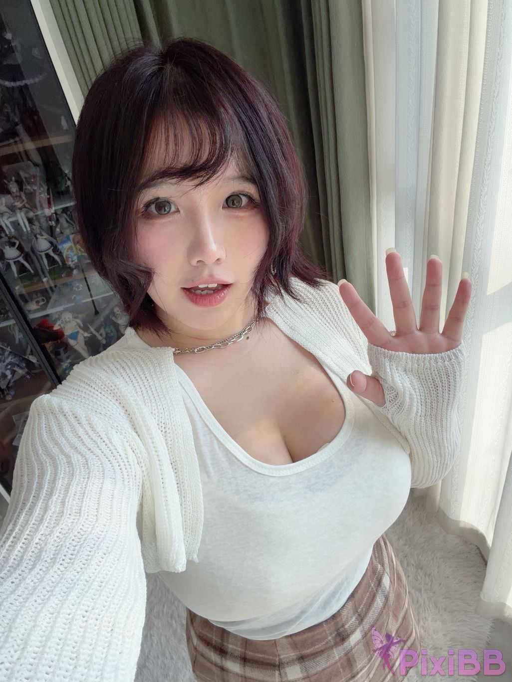 Cosplayer Ah Ban is very happy today The sun good PixiBB.COM 060