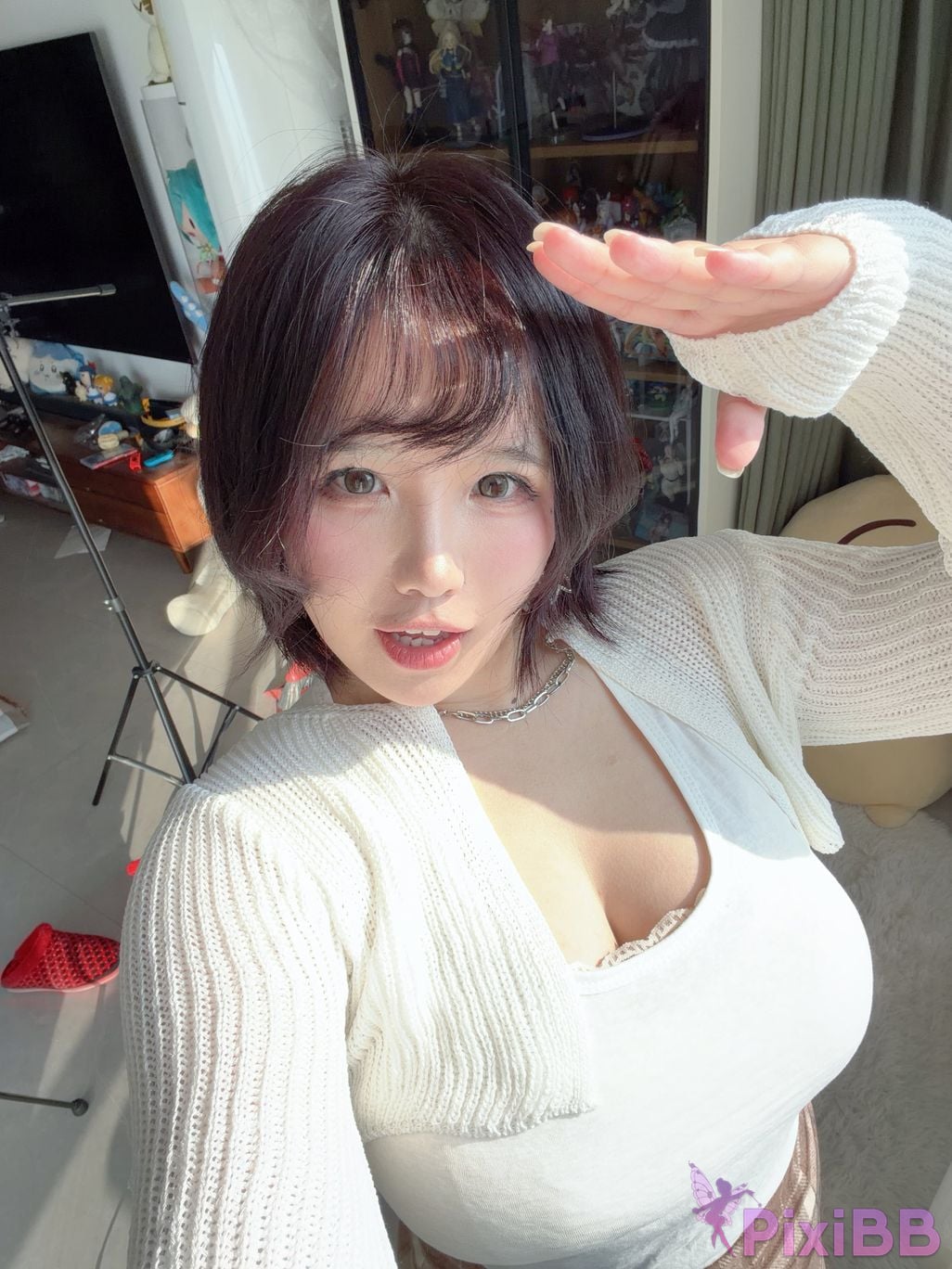 Cosplayer Ah Ban is very happy today The sun good PixiBB.COM 074