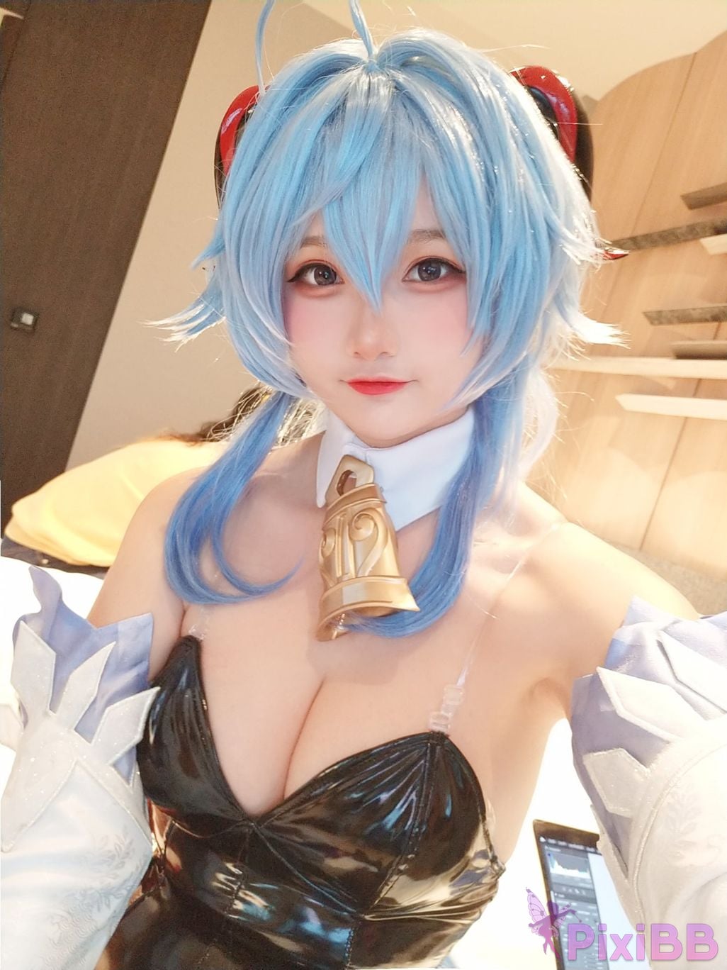 Cosplayer Xiaoyukiko small fish Bunny Ganyu PixiBB.COM 013