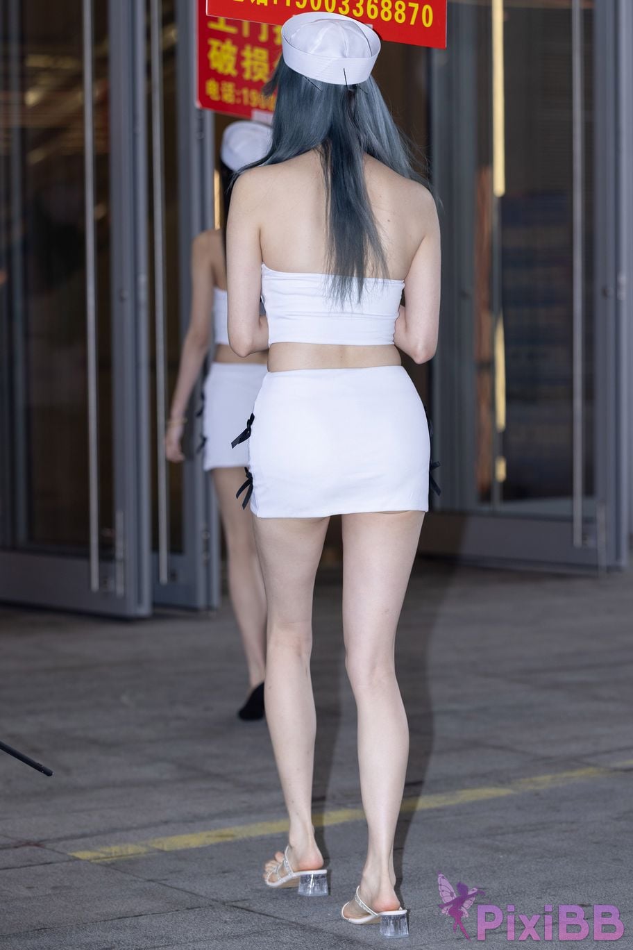 Featured Street Photography Works No.5755 Long legged white skirt Thousand Island Dressing PixiBB.COM 014