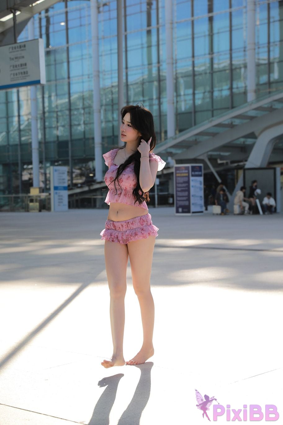 Featured Street Photography Works No.5757 Sexy pink hot pants Xiao Sijia PixiBB.COM 012