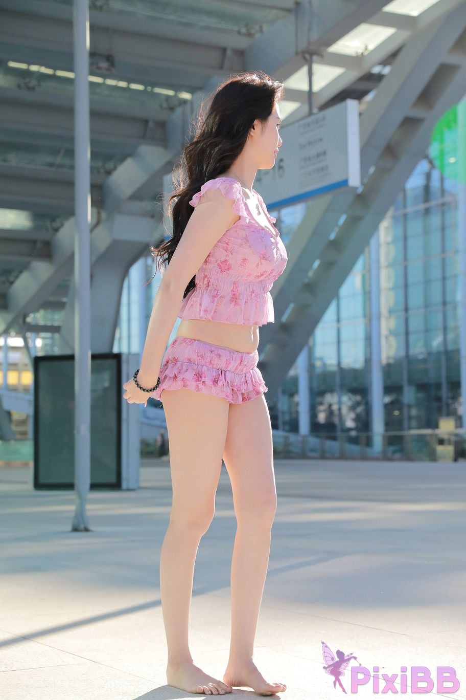 Featured Street Photography Works No.5757 Sexy pink hot pants Xiao Sijia PixiBB.COM 060