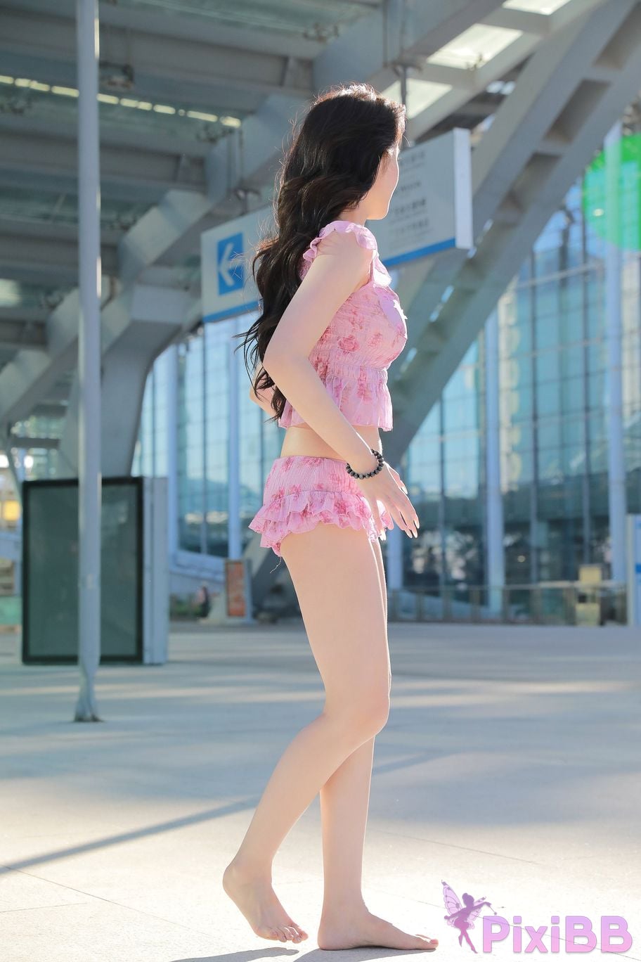 Featured Street Photography Works No.5757 Sexy pink hot pants Xiao Sijia PixiBB.COM 062