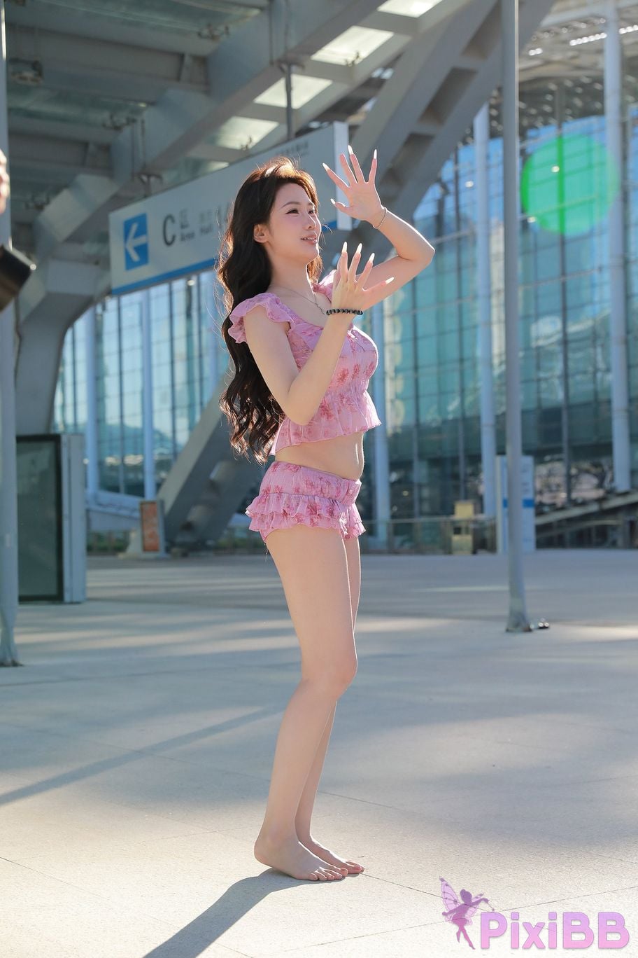 Featured Street Photography Works No.5757 Sexy pink hot pants Xiao Sijia PixiBB.COM 122