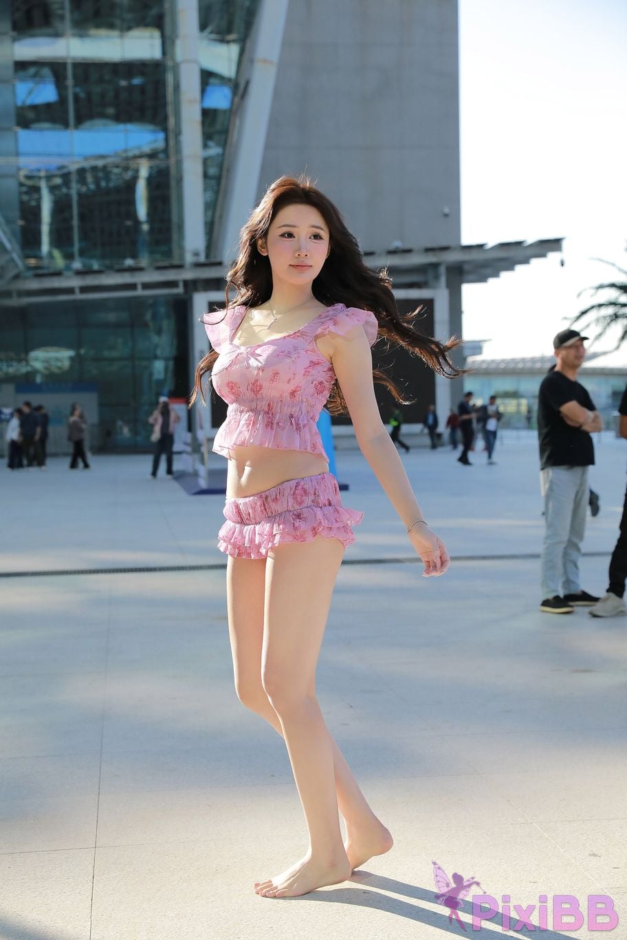 Featured Street Photography Works No.5757 Sexy pink hot pants Xiao Sijia PixiBB.COM 147