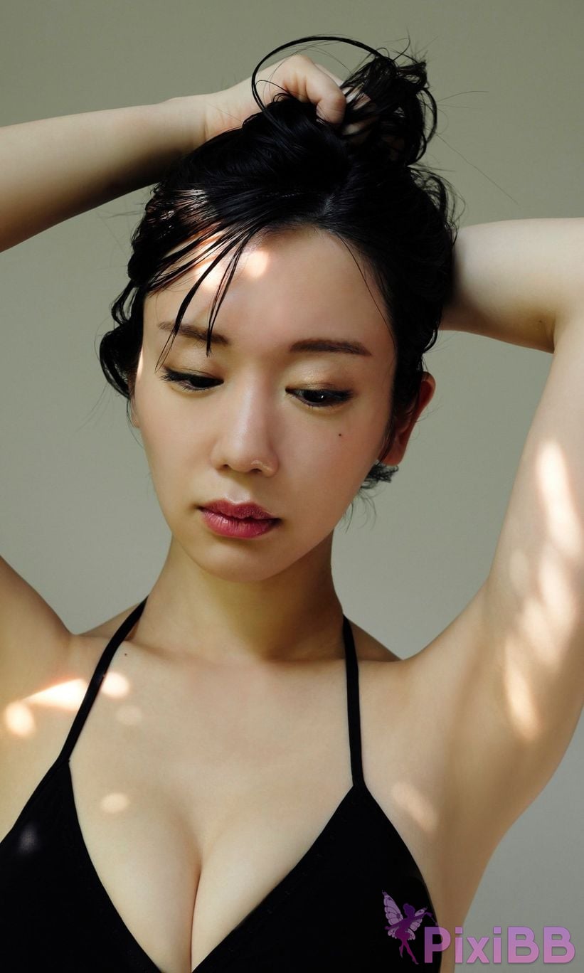 Japanese Idol Yui Arata Xinwei Digital only photo collection Let me flex weekly play BOOK PixiBB.COM 043