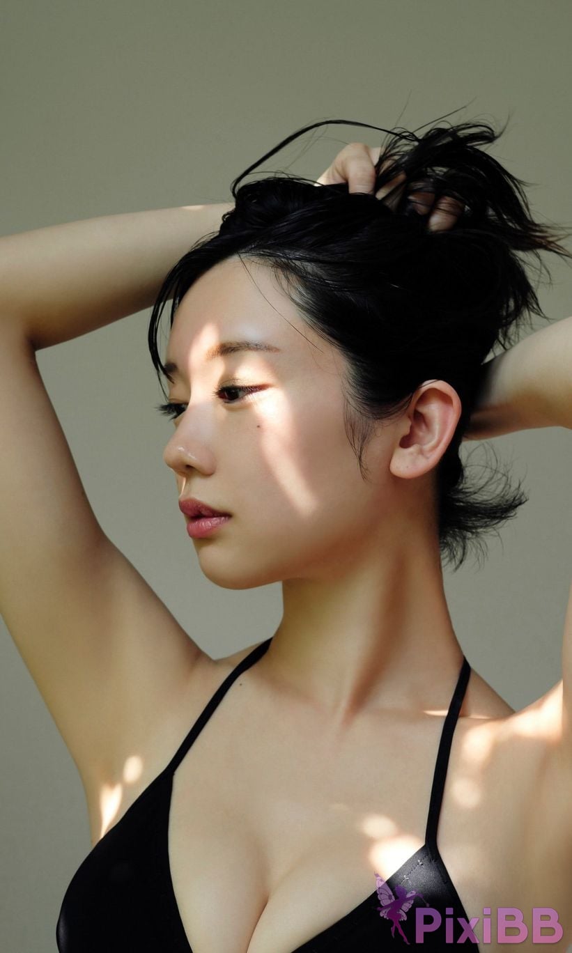Japanese Idol Yui Arata Xinwei Digital only photo collection Let me flex weekly play BOOK PixiBB.COM 046