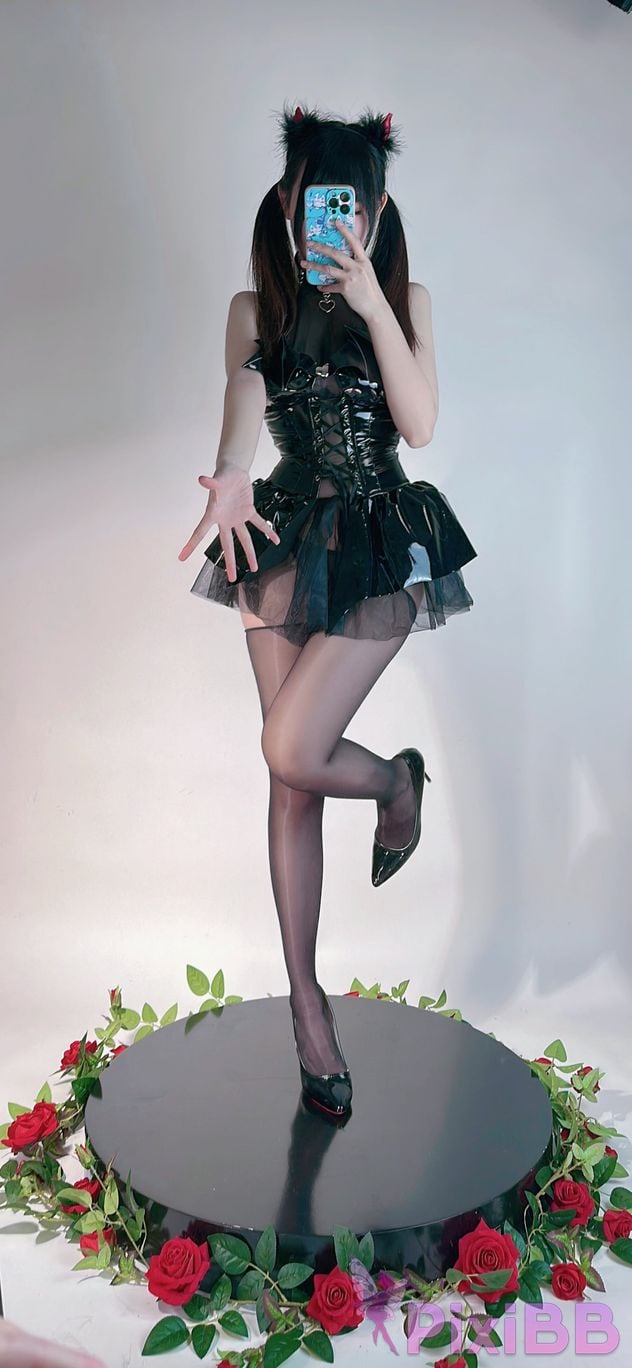 Coser mikoww 202303 PixiBB.COM 133