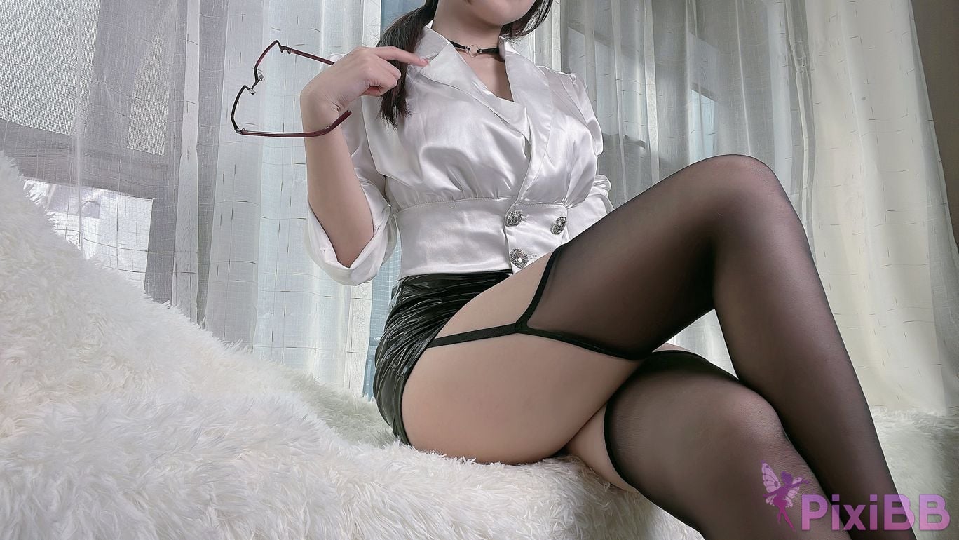 Coser mikoww 202302 PixiBB.COM 174